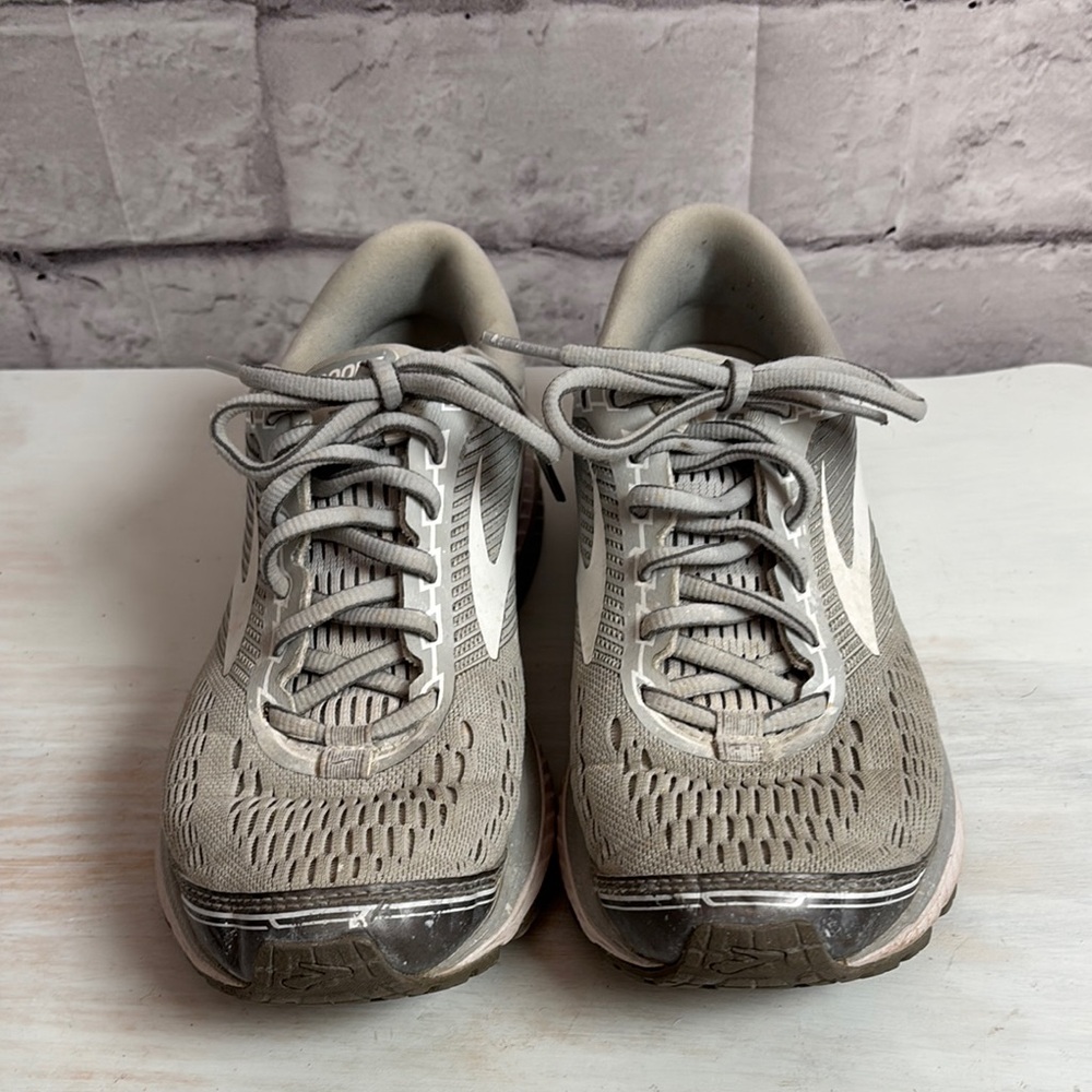 Brooks Gray and White Running Shoes